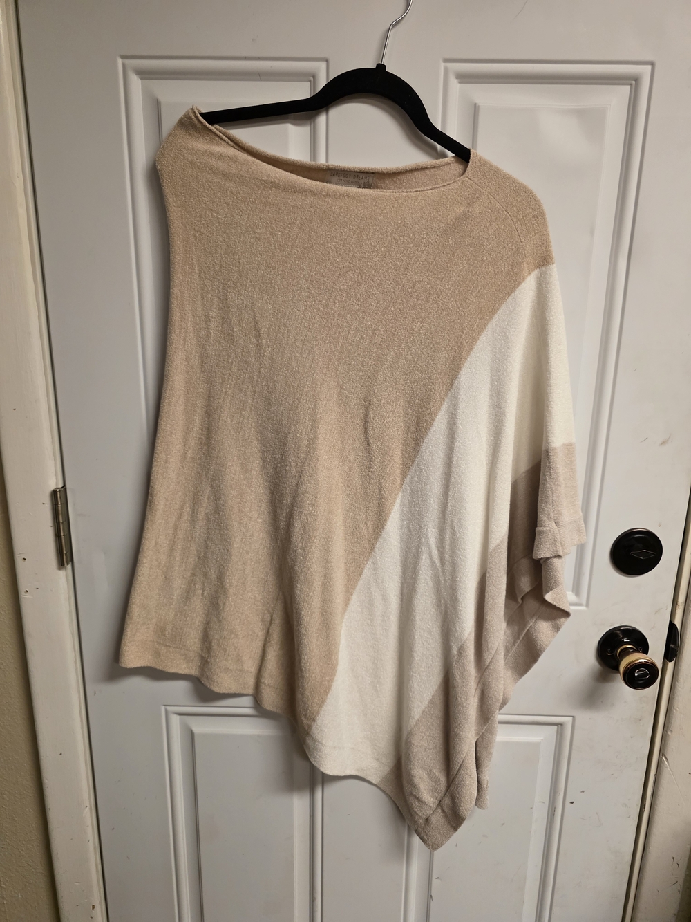 Barefoot Dreams CozyChic Ultra Lite Color Block Poncho in Beige & White Like New